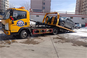 锡林郭勒救援拖车费用怎么算