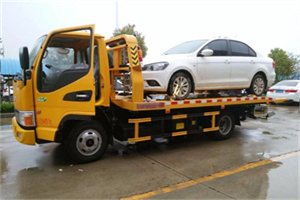 锡林郭勒附近拖车救援24小时服务热线